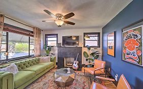 Amazing Musical Abode In Expo Square Neighborhood!